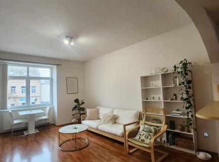 Pronájem bytu, 2+kk, 60 m²