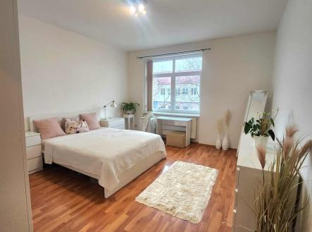 Pronájem bytu, 2+kk, 60 m²