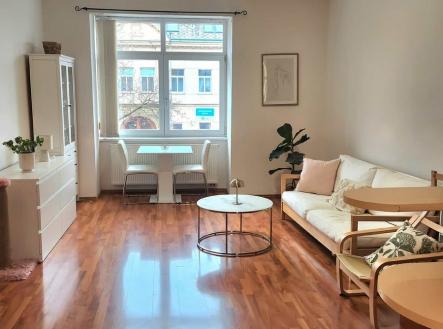 Pronájem bytu, 2+kk, 75 m²