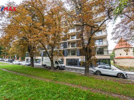 Pronájem bytu, 2+kk, 75 m²