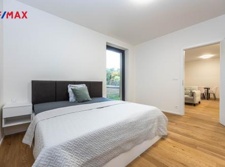 Pronájem bytu, 2+kk, 75 m²