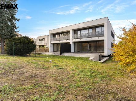 Prodej domu/vily, 297 m²