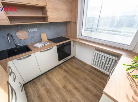 Prodej bytu, 4+1, 87 m²