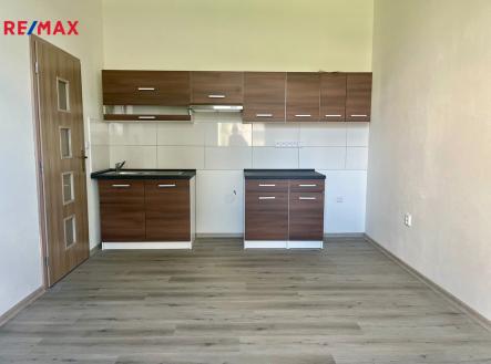 Pronájem bytu, 2+kk, 35 m²