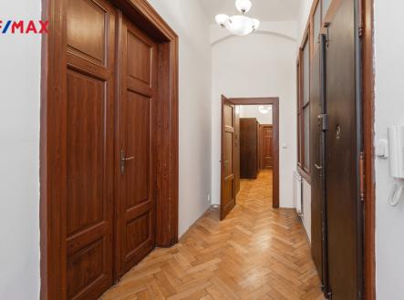 Pronájem bytu, 5+1, 180 m²