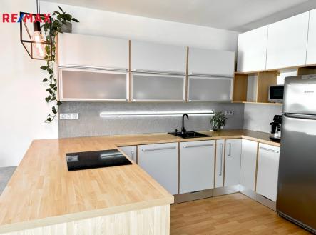 Prodej bytu, 2+kk, 2 110 m²