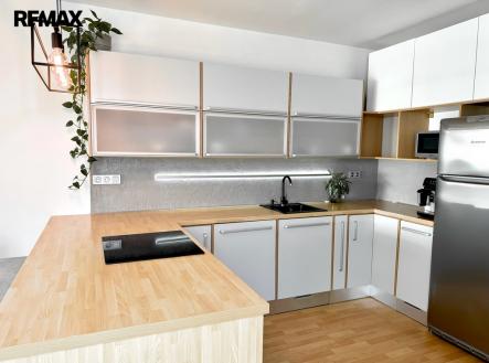 Prodej bytu, 2+kk, 75 m²