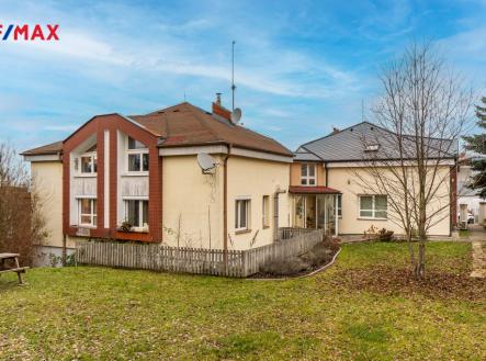 Prodej kanceláře, 253 m²