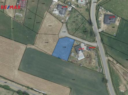 Prodej pozemku pro bydlení, 1 051 m²