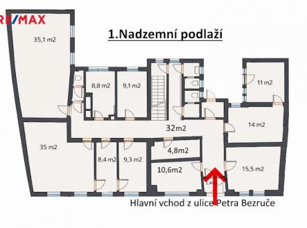 Pronájem kanceláře, 600 m²