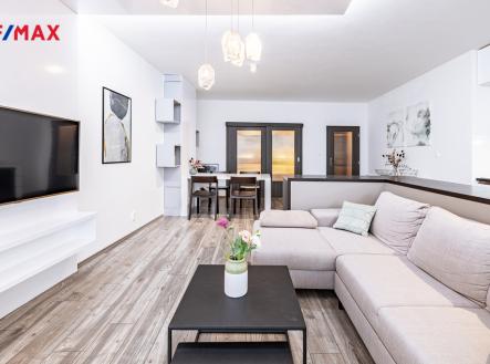 Pronájem bytu, 3+kk, 116 m²