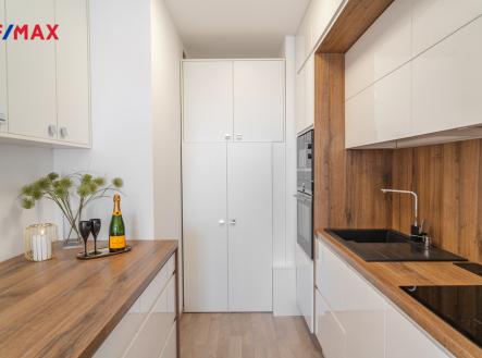 Pronájem bytu, 2+kk, 51 m²