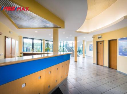Prodej skladovací prostor, 2 325 m²