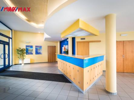 Prodej skladovací prostor, 2 325 m²