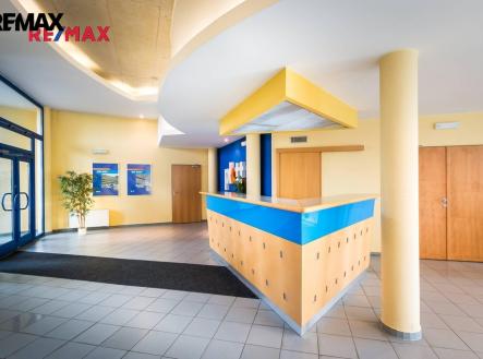 Prodej skladovací prostor, 2 325 m²