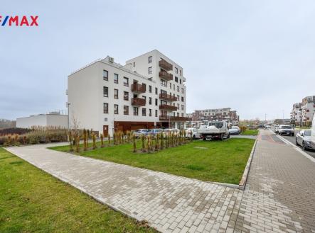 Pronájem bytu, 1+kk, 32 m²