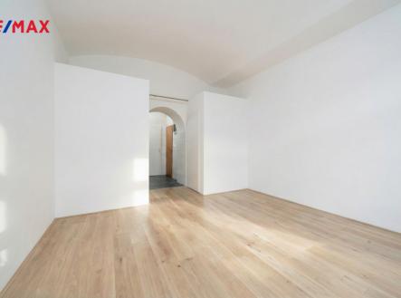 Pronájem obchodní prostor, 42 m²