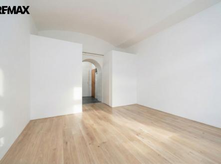 Pronájem obchodní prostor, 42 m²