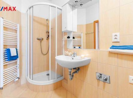 Pronájem bytu, 1+kk, 30 m²