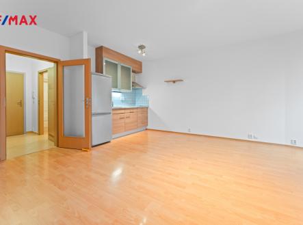 Pronájem bytu, 1+kk, 36 m²
