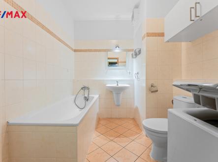 Pronájem bytu, 1+kk, 36 m²