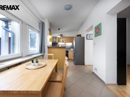 Prodej bytu, 3+kk, 89 m²