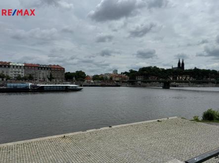 Prodej hotel, 1 594 m²