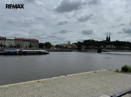 Prodej hotel, 1 594 m²