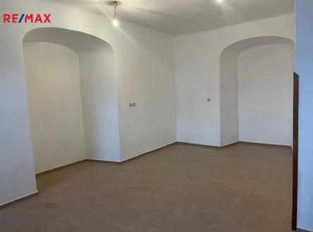 Pronájem obchodní prostor, 30 m²