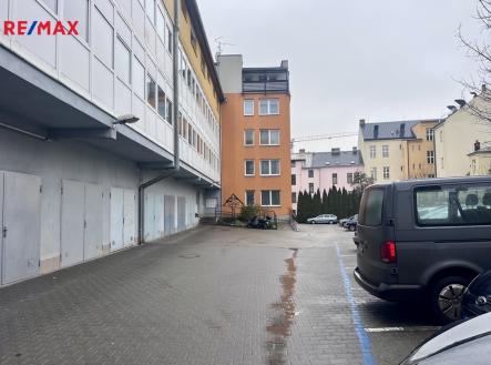 Pronájem bytu, 2+kk, 2 950 m²