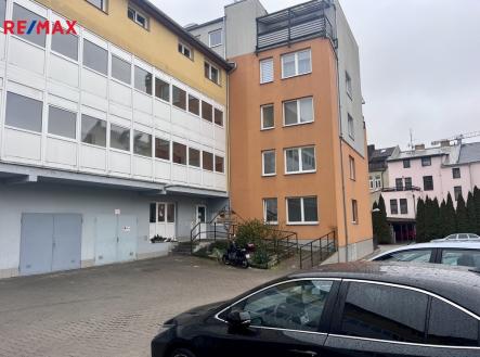 Pronájem bytu, 2+kk, 2 950 m²