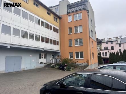 Pronájem bytu, 2+kk, 2 950 m²