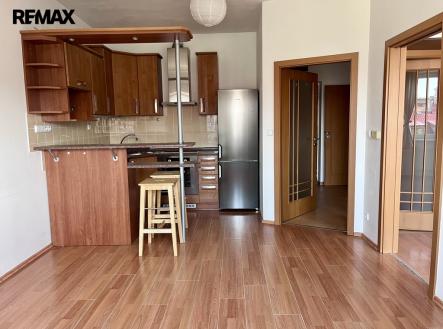 Pronájem bytu, 2+kk, 2 950 m²