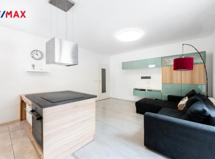 Pronájem bytu, 3+kk, 57 m²