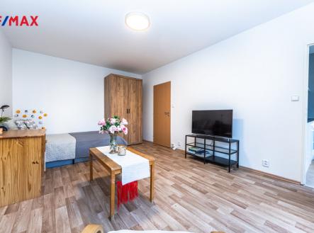 Pronájem bytu, 1+1, 35 m²