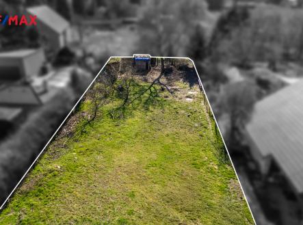 Prodej pozemku pro bydlení, 1 070 m²