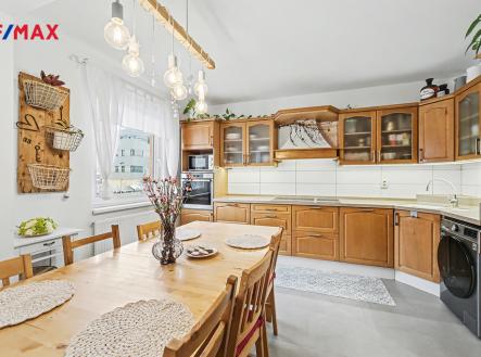 Prodej bytu, 4+1, 79 m²