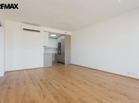 Pronájem bytu, 2+kk, 65 m²