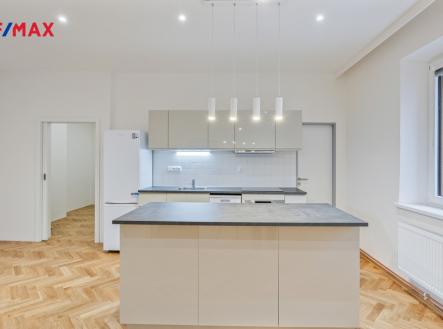 Pronájem bytu, 2+kk, 65 m²