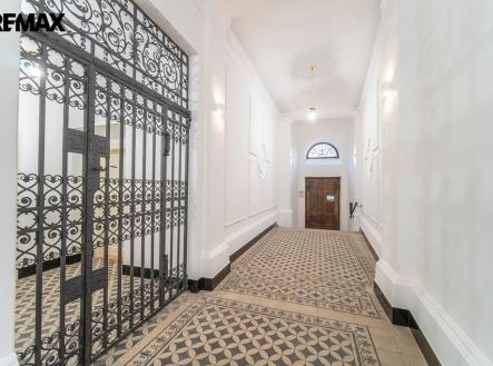 Pronájem bytu, 1+kk, 24 m²