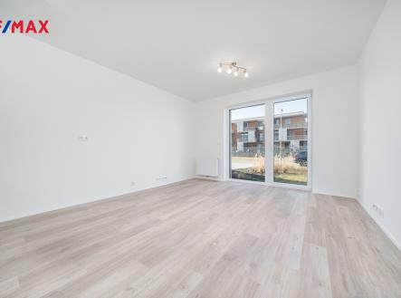 Pronájem bytu, 1+kk, 32 m²