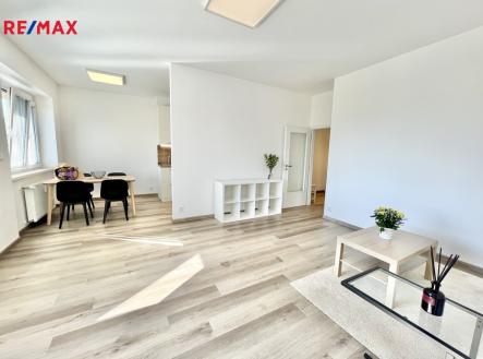 Pronájem bytu, 2+kk, 60 m²