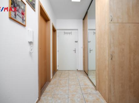 Pronájem bytu, 2+kk, 48 m²