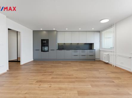 Pronájem bytu, 3+kk, 82 m²