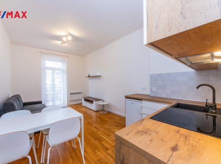 Pronájem bytu, 2+kk, 49 m²