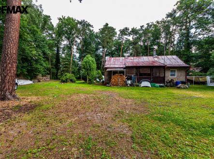 Prodej pozemku pro bydlení, 3 226 m²