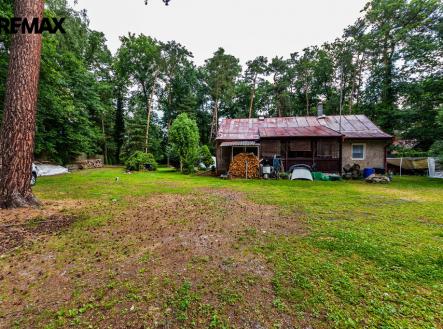 Prodej pozemku pro bydlení, 3 226 m²