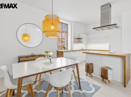 Pronájem bytu, 3+kk, 91 m²