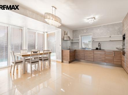 Pronájem domu/vily, 156 m²