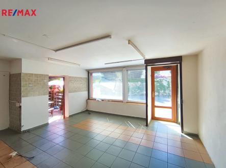 Pronájem obchodní prostor, 55 m²